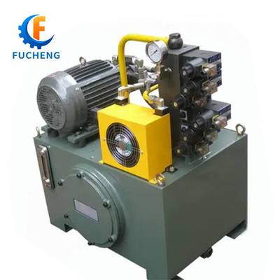 Système hydraulique pour machines marines avec structure de piston personnalisable et polyvalente